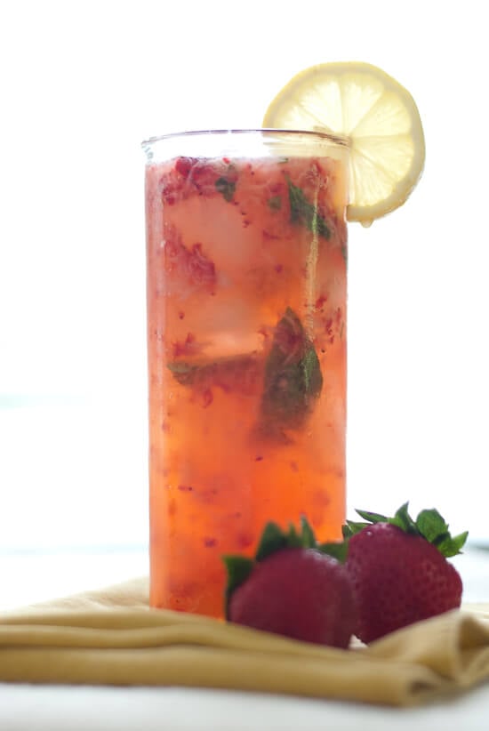 strawberry smash cocktail recipe strawberry smash cocktail recipe
