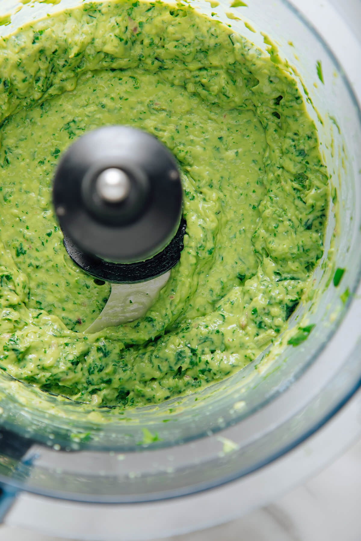 blended kale guacamole