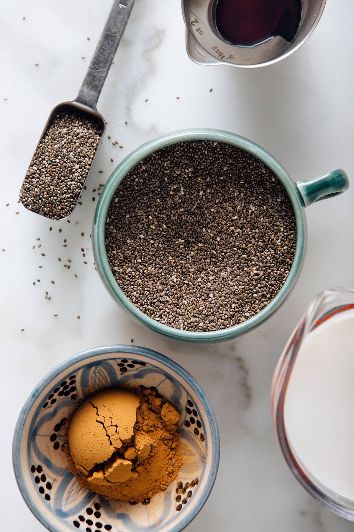 chocolate chia pudding ingredients